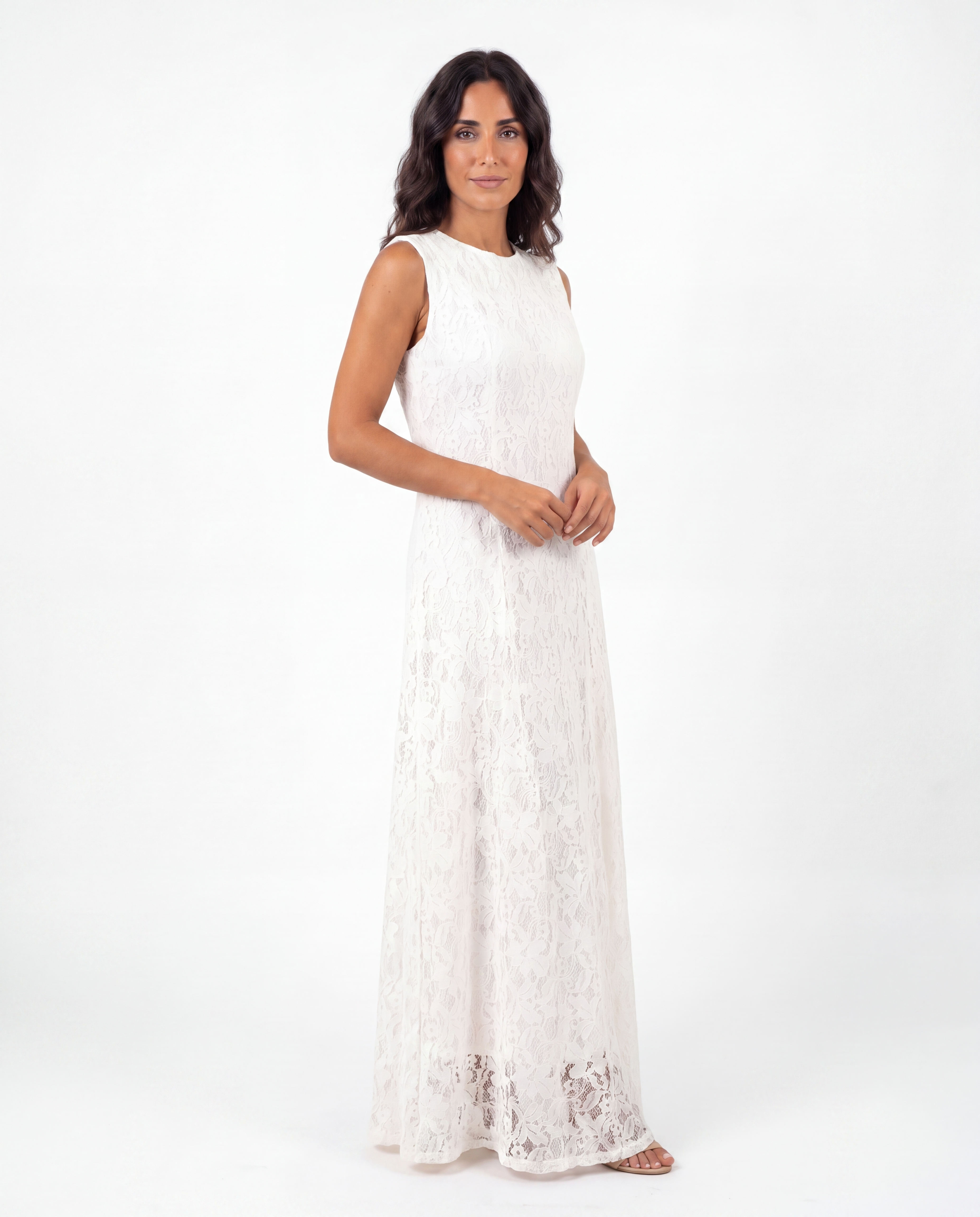 Alexia - White lace maxi dress